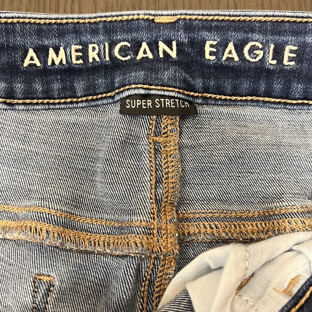 Size 12 Hi-Rise American Eagle Jegging - Picture 2 of 4